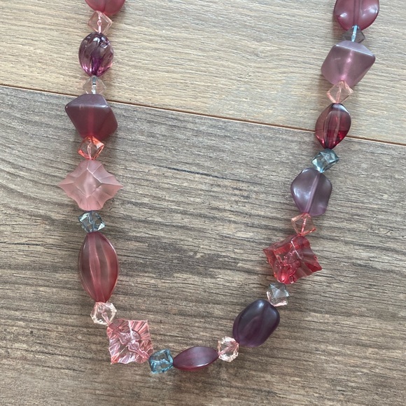 VINTAGE GERMAN GLASS CRYSTAL FACETED BEADED GEMSTONE NECKLACE - Picture 2 of 8